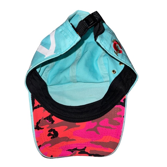 Hat - Picture 3 of 4